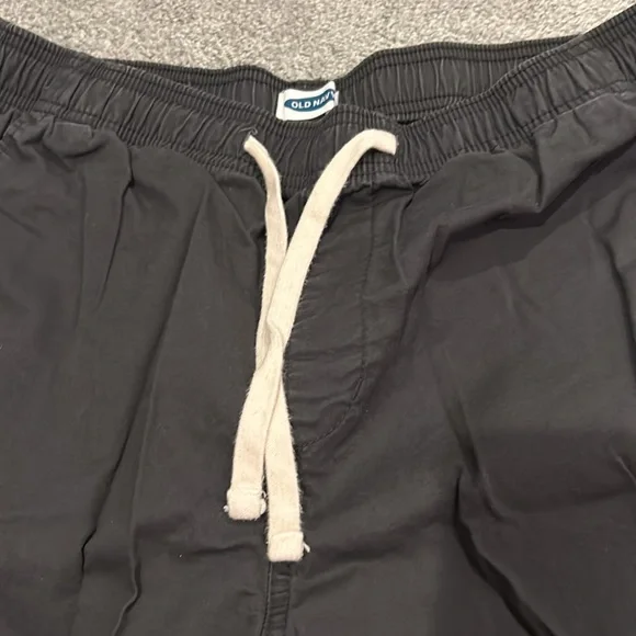 Cargo Shorts - Picture 2 of 4